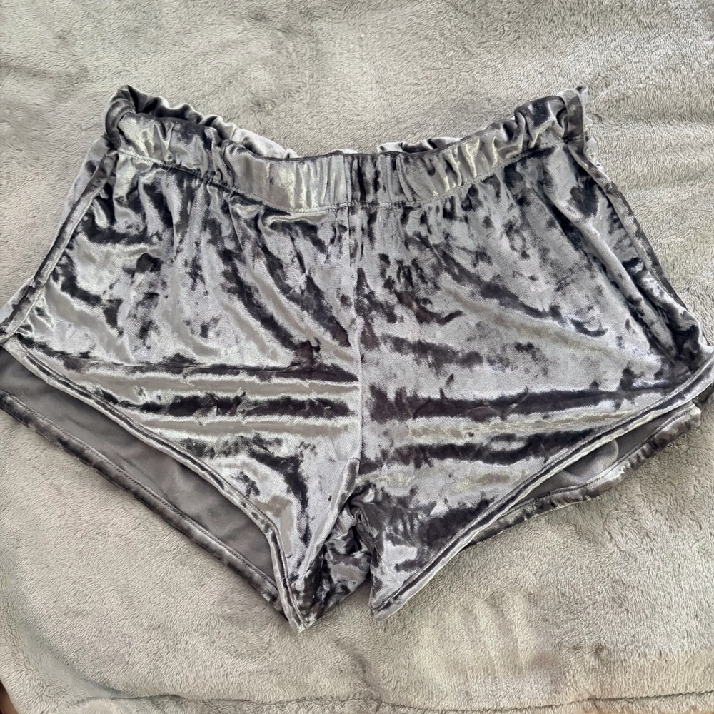 Crushed Velvet Pajama Shorts in Gray